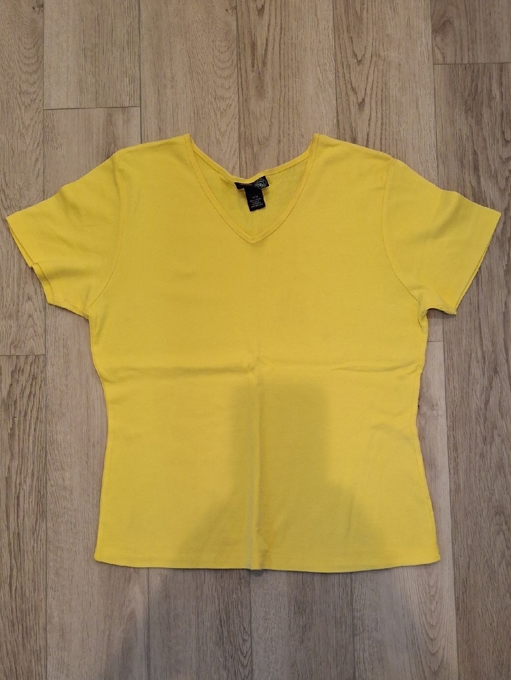 Vintage Venezia Yellow V-Neck Short Sleeve Tee